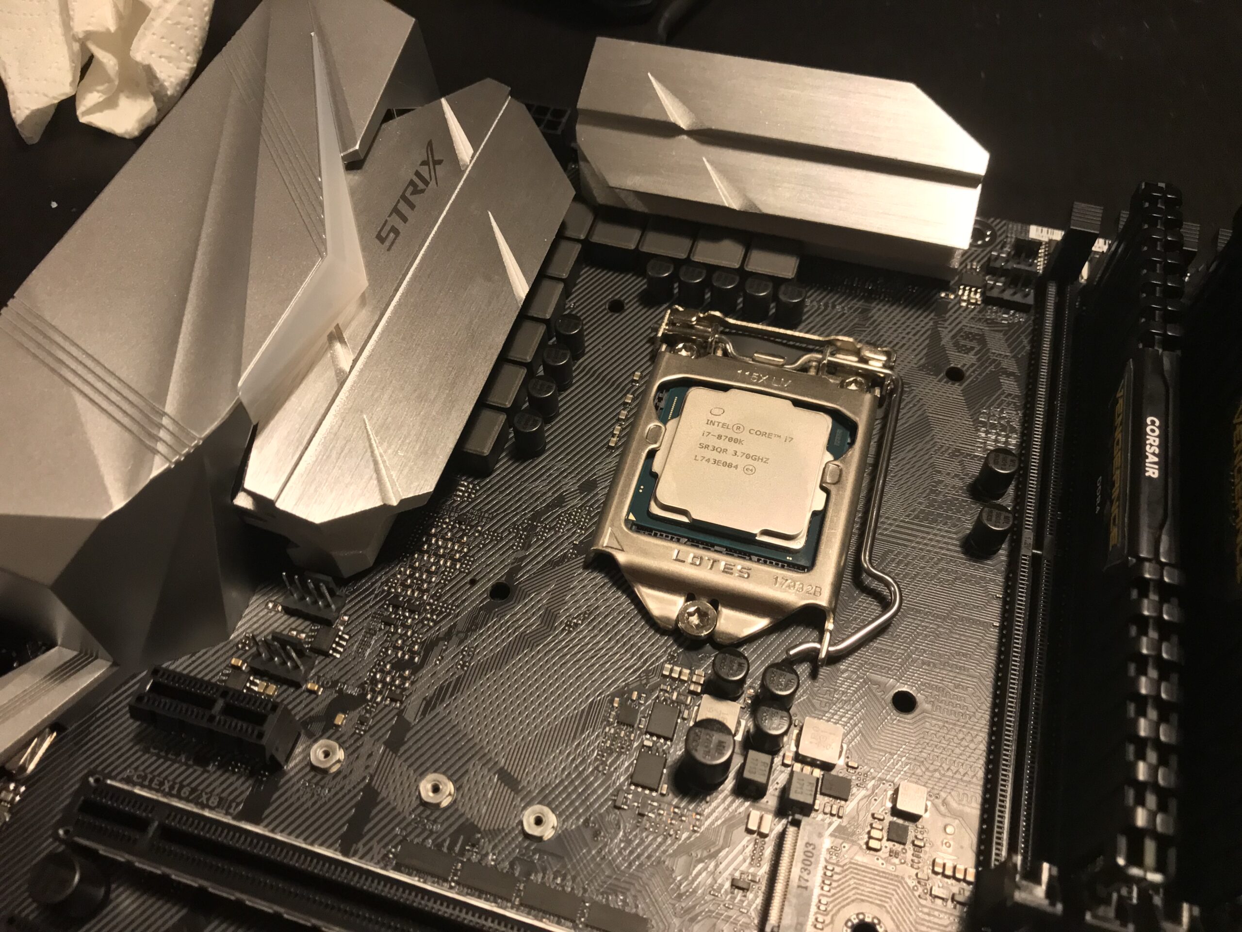 CPU